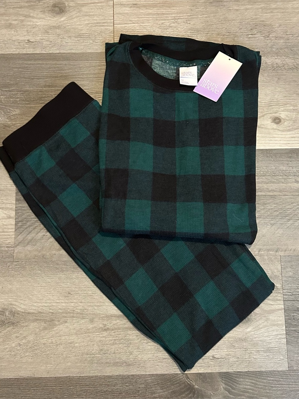 NWT Medium Green Black Plaid Stars Above Pajama Set